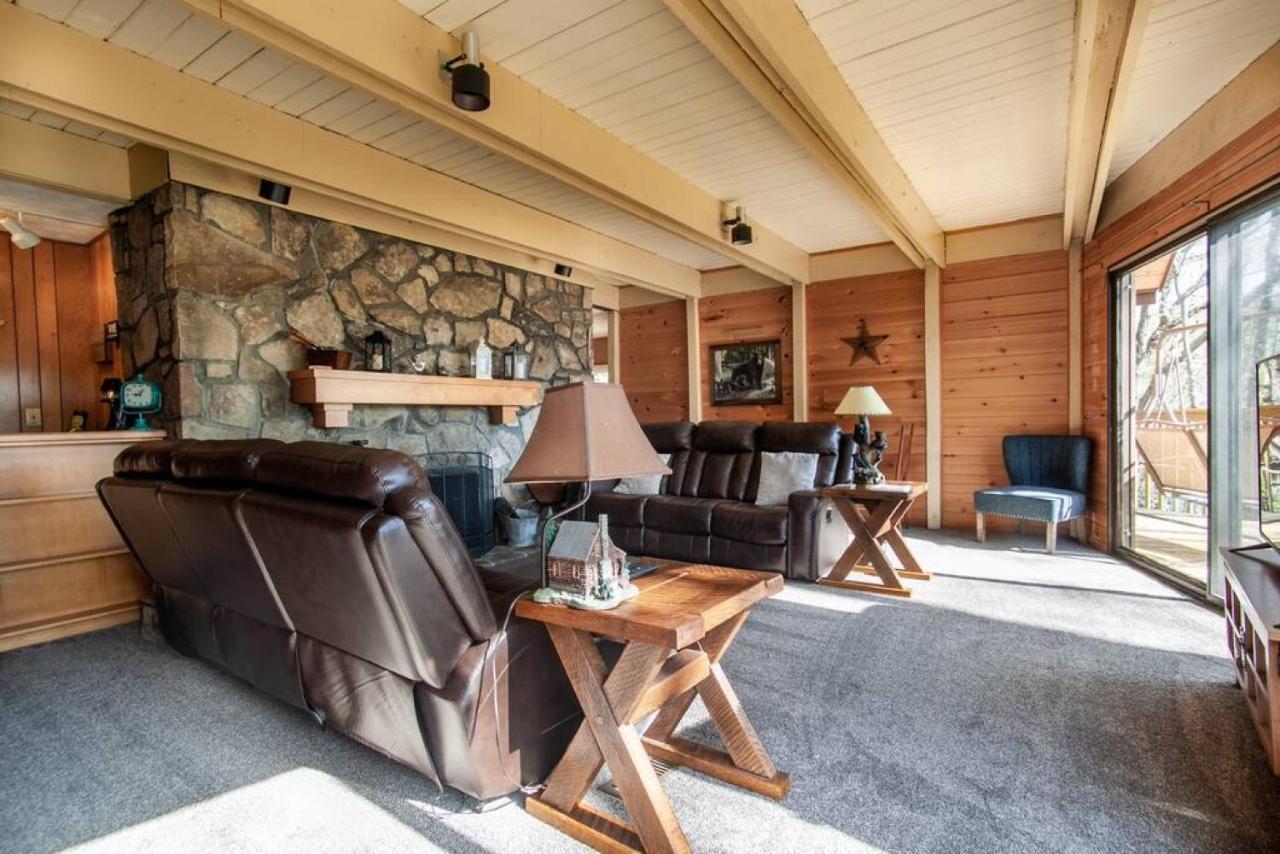 Bear View Chalet With Hot Tub And Near Ober Gatlinburg Eksteriør billede