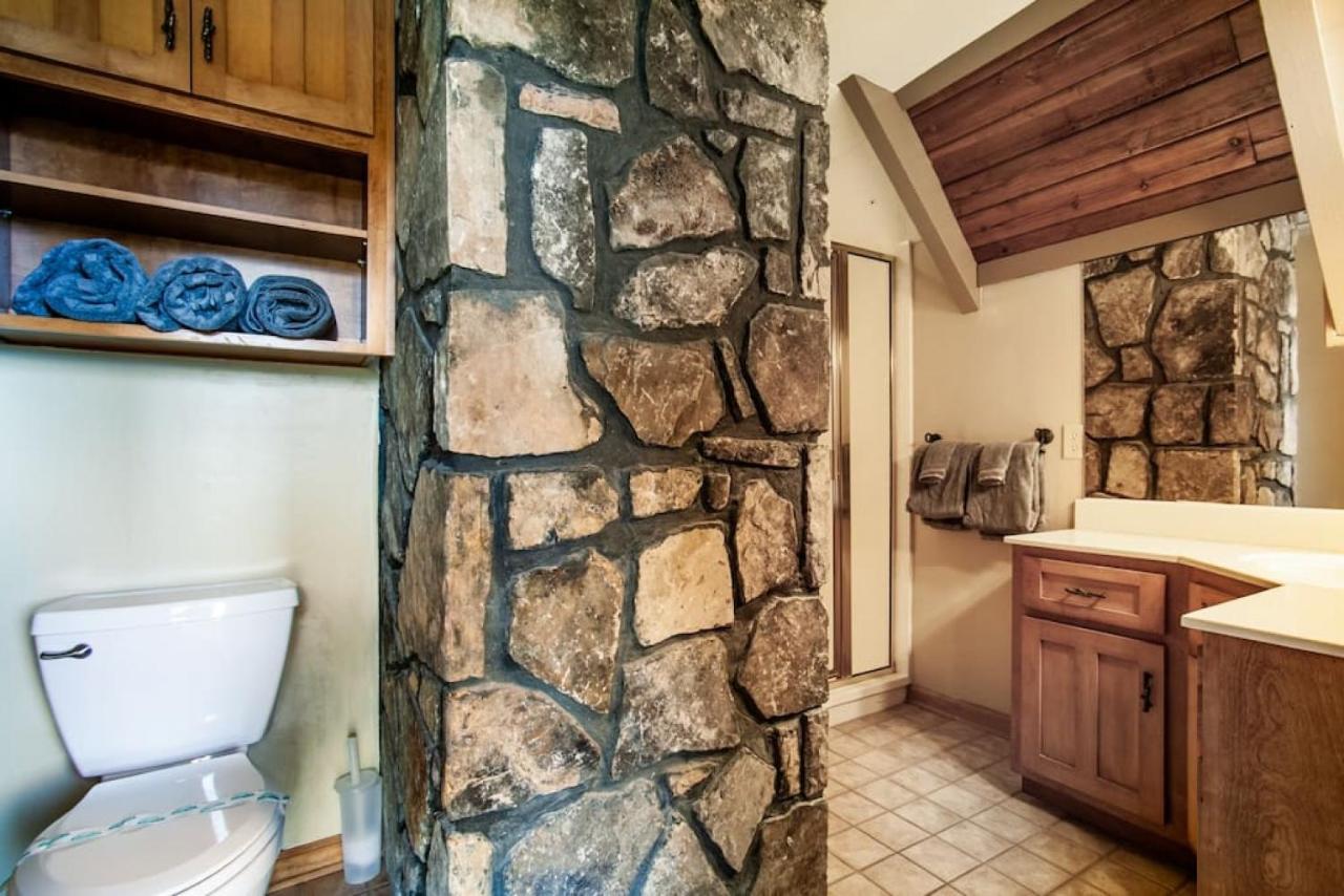 Bear View Chalet With Hot Tub And Near Ober Gatlinburg Eksteriør billede