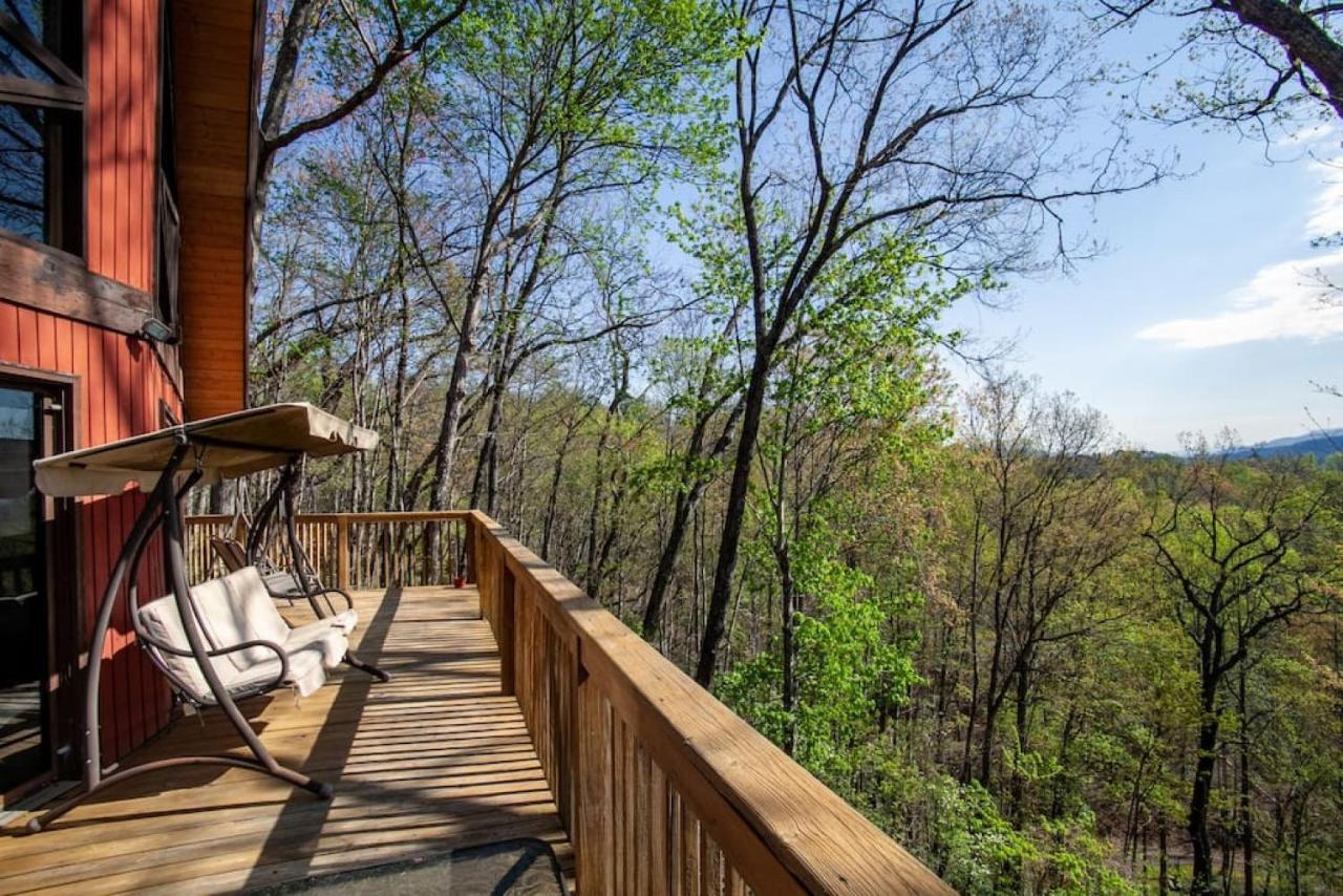 Bear View Chalet With Hot Tub And Near Ober Gatlinburg Eksteriør billede