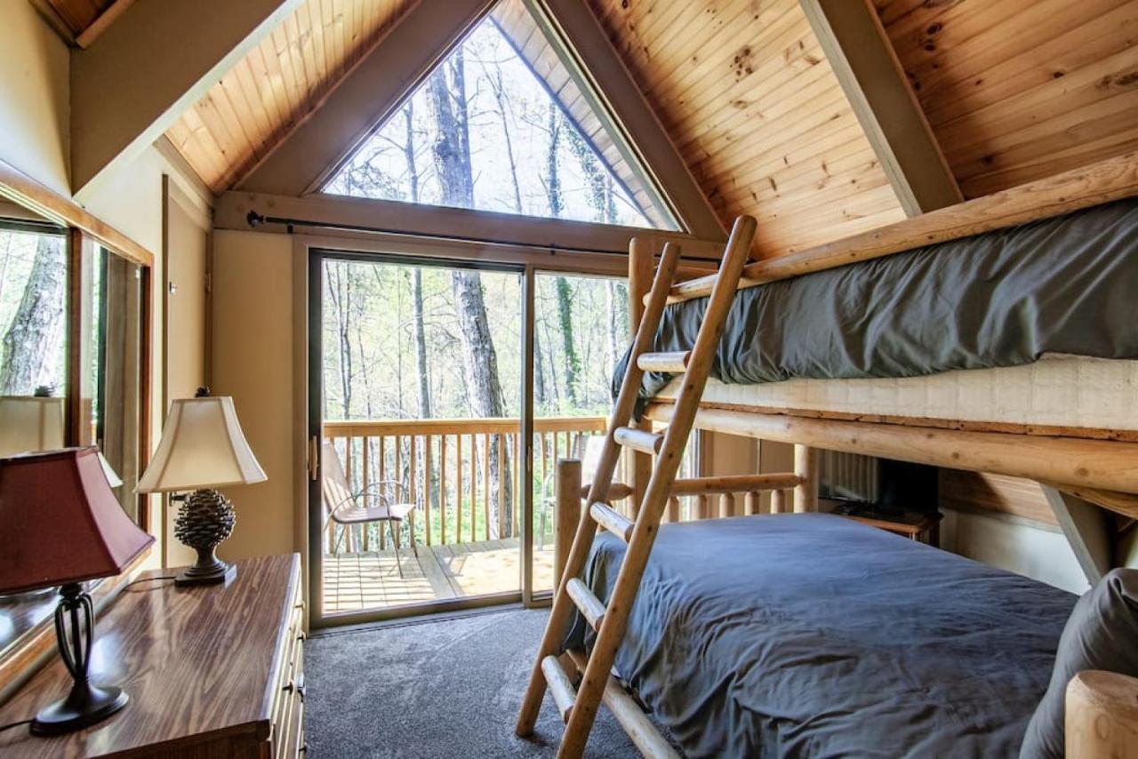 Bear View Chalet With Hot Tub And Near Ober Gatlinburg Eksteriør billede