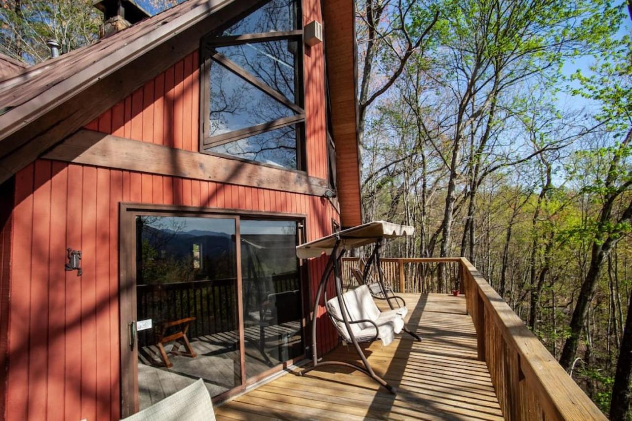Bear View Chalet With Hot Tub And Near Ober Gatlinburg Eksteriør billede
